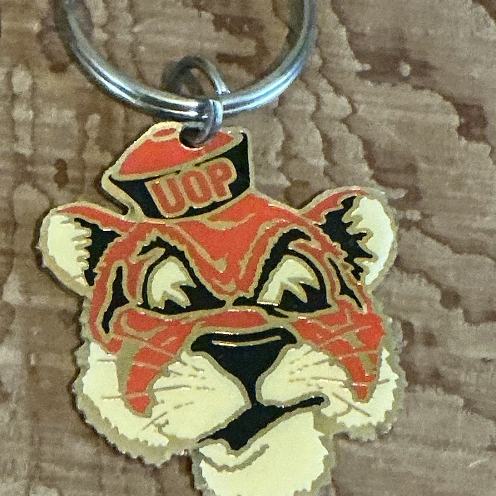 Vintage UOP University Pacific Tommy Tiger Mascot Keychain RARE One Owner HTF